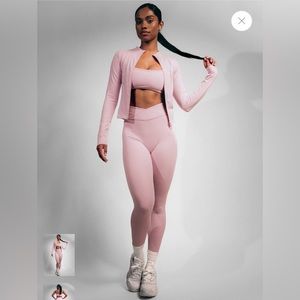 437 SET V LEGGING & MICRO BRA/PARFAIT